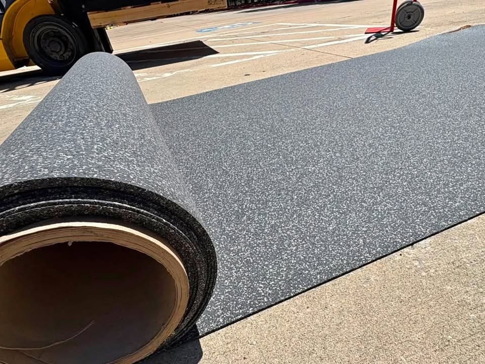 3mm(1/8th inch) Rubber Gym Flooring Rolls (Gray with confetti finish)
