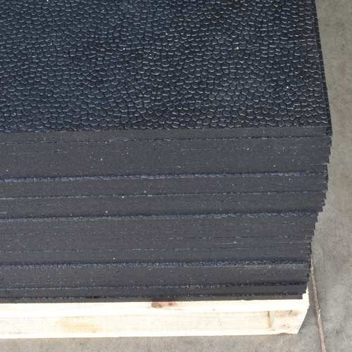 Rubber Gym/Horse stall mat, flooring 4ft x 6 ft x 3/4" thick